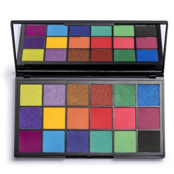 *SEALED* Revolution Emily Edit The Needs & Tammi X Tropical Carnival Palettes - Picture 3 of 12